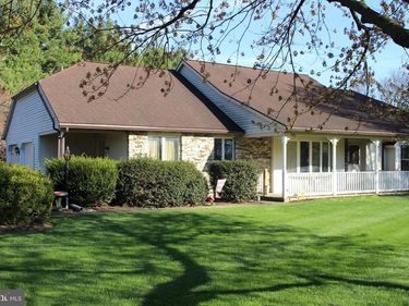 101 SHREINER ROAD, LEOLA, PA 17540