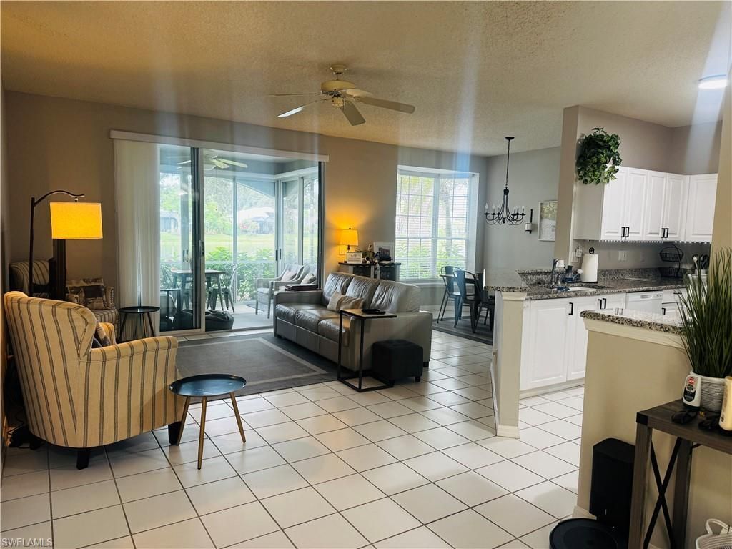 57 Silver Oaks Cir, Unit 13103, Naples, FL 34119 Photo