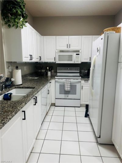 57 Silver Oaks Cir, Unit 13103, Naples, FL 34119 Photo