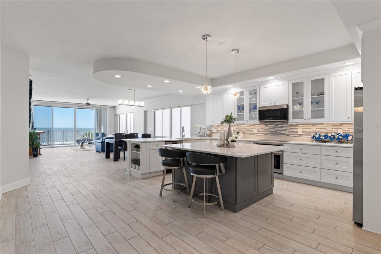 19600 Gulf Boulevard, Unit 202, Indian Shores, FL 33785 Photo