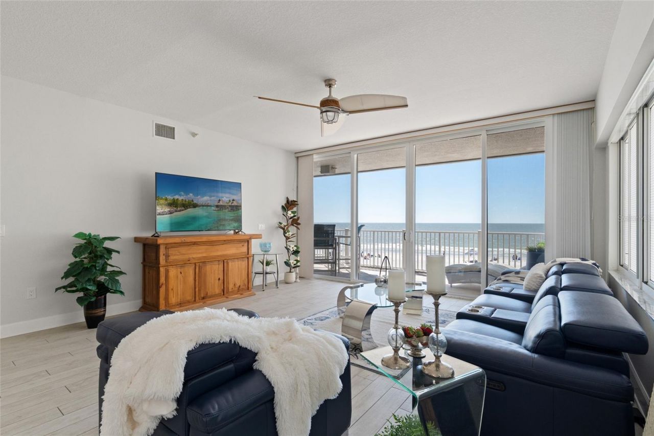 19600 Gulf Boulevard, Unit 202, Indian Shores, FL 33785 Photo