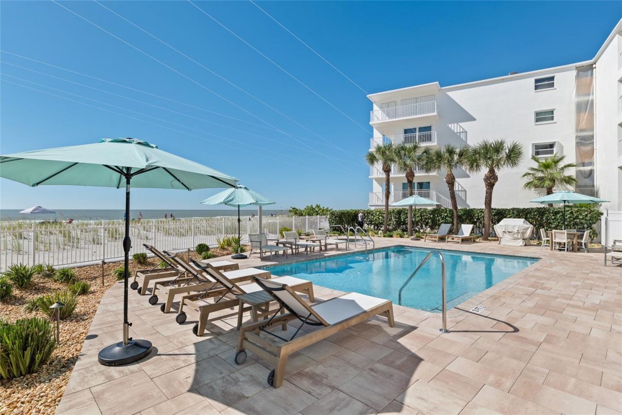 19600 Gulf Boulevard, Unit 202, Indian Shores, FL 33785 Photo