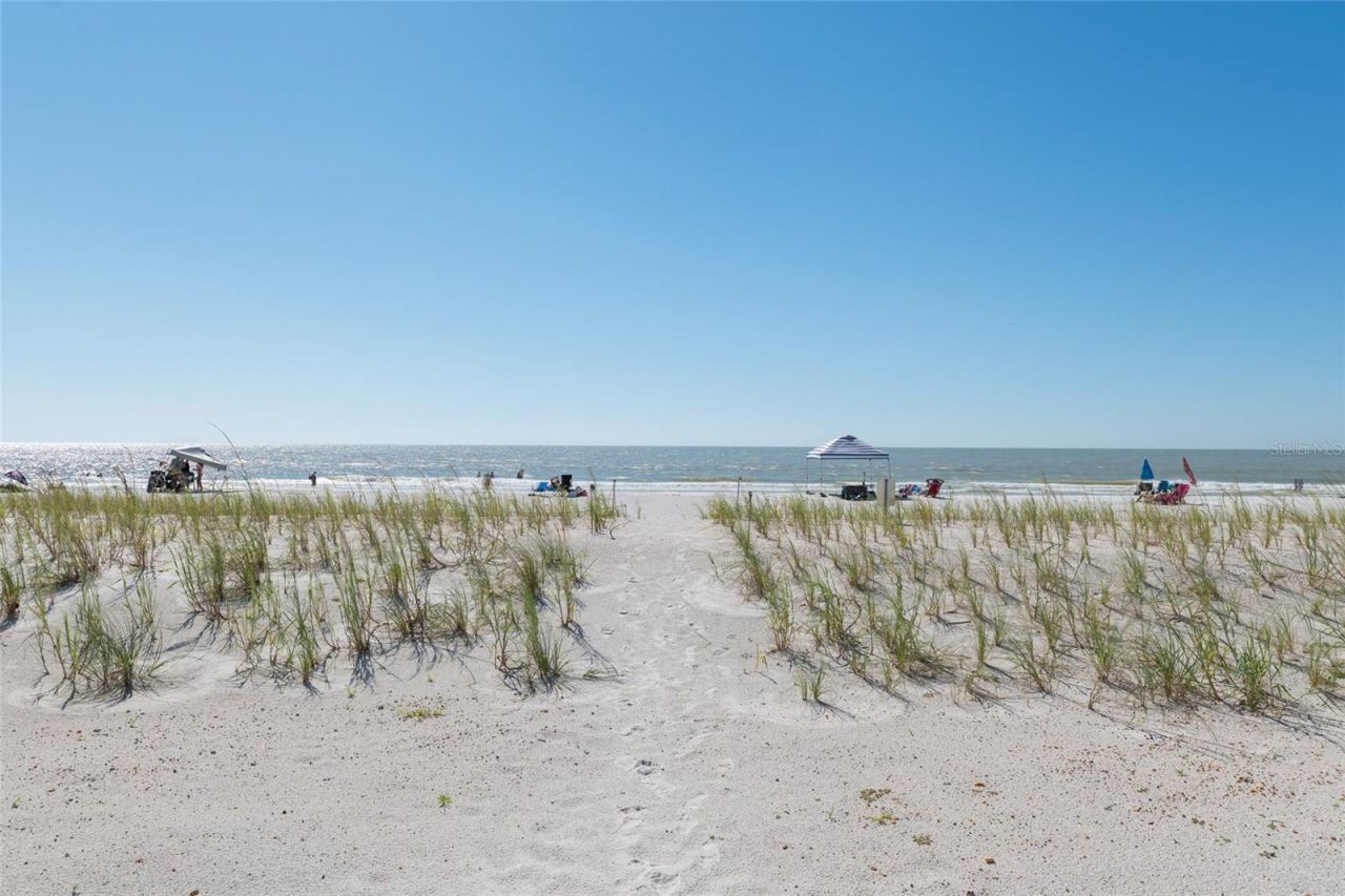 19600 Gulf Boulevard, Unit 202, Indian Shores, FL 33785 Photo