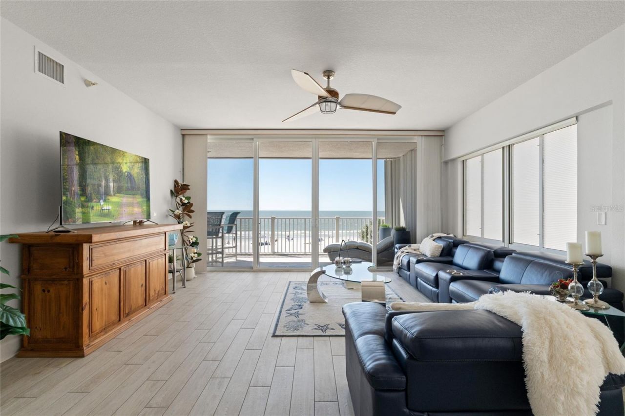 19600 Gulf Boulevard, Unit 202, Indian Shores, FL 33785 Photo