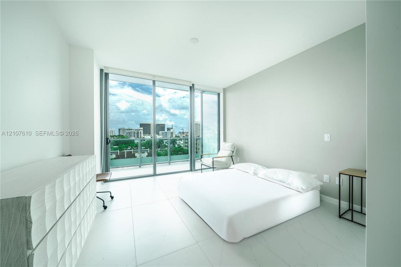 9901 W Bay Harbor Dr , Unit 705, Bay Harbor Islands, FL 33154 Photo