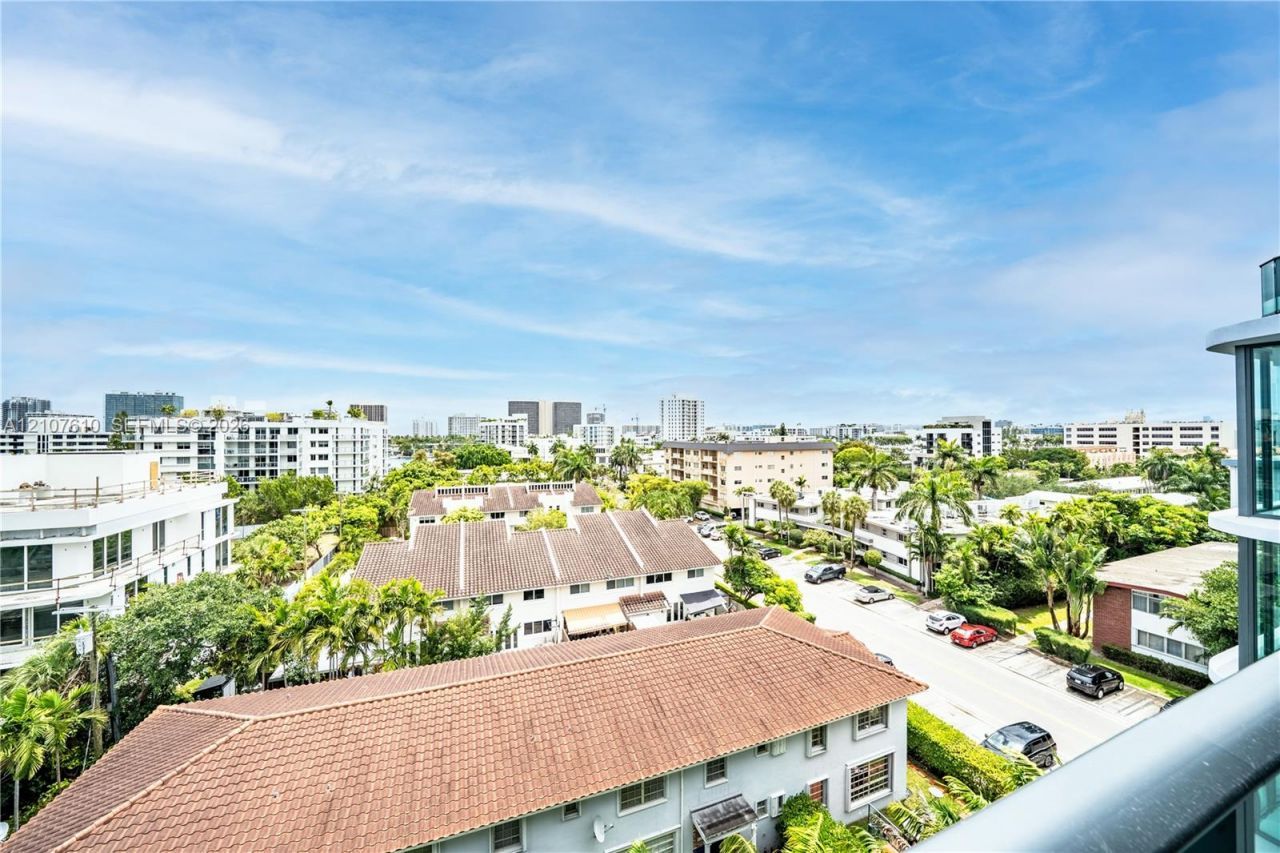 9901 W Bay Harbor Dr , Unit 705, Bay Harbor Islands, FL 33154 Photo
