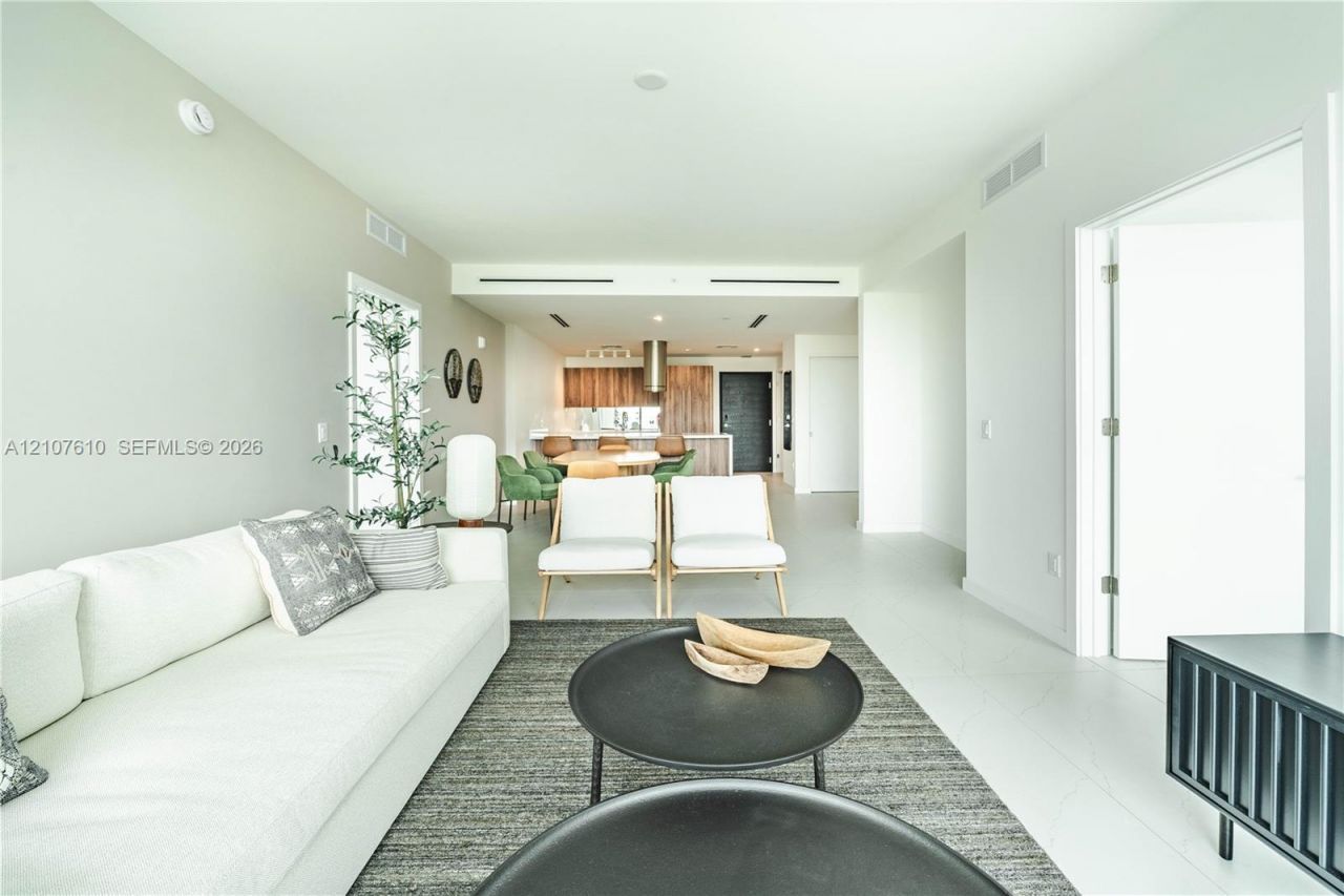 9901 W Bay Harbor Dr , Unit 705, Bay Harbor Islands, FL 33154 Photo