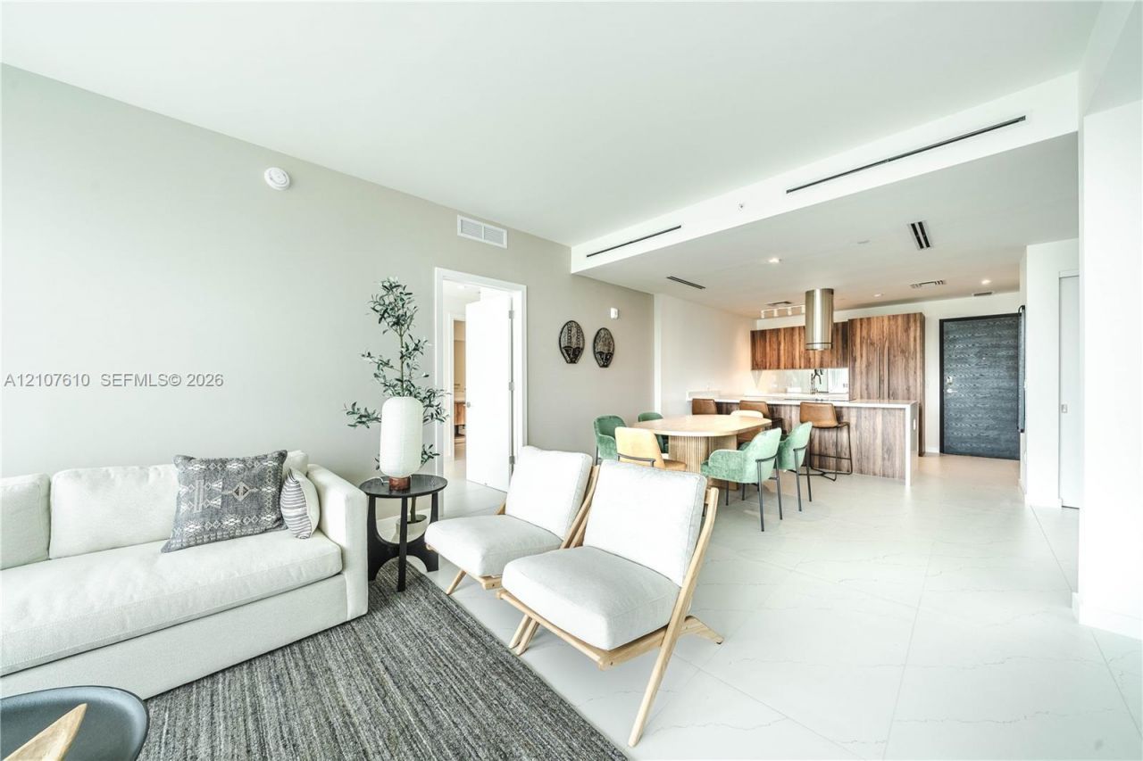 9901 W Bay Harbor Dr , Unit 705, Bay Harbor Islands, FL 33154 Photo