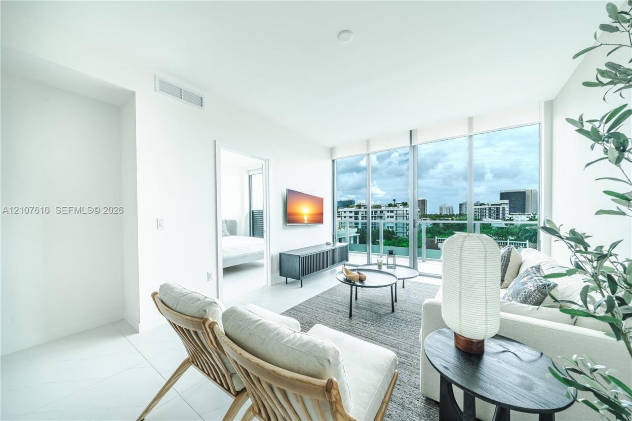 9901 W Bay Harbor Dr , Unit 705, Bay Harbor Islands, FL 33154 Photo