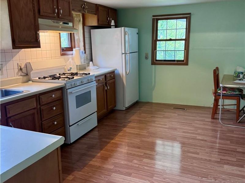322 Sixth, Lowell, OH 45744 Photo 6