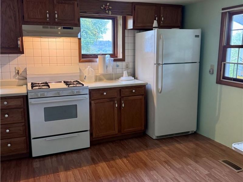 322 Sixth, Lowell, OH 45744 Photo 7