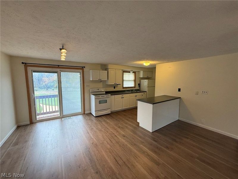 15911 Gar Highway, Montville, OH 44064 Photo 30