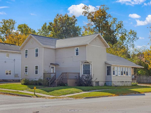 404 S Jefferson Street, Hastings, MI 49058