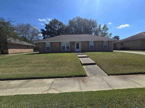 10628 Northdale Dr, Baton Rouge, LA 70814