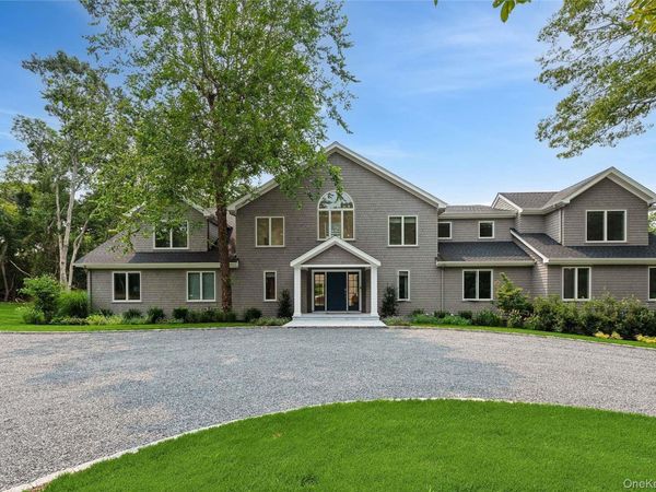 28 Old Meeting House Road , Quogue, NY 11959