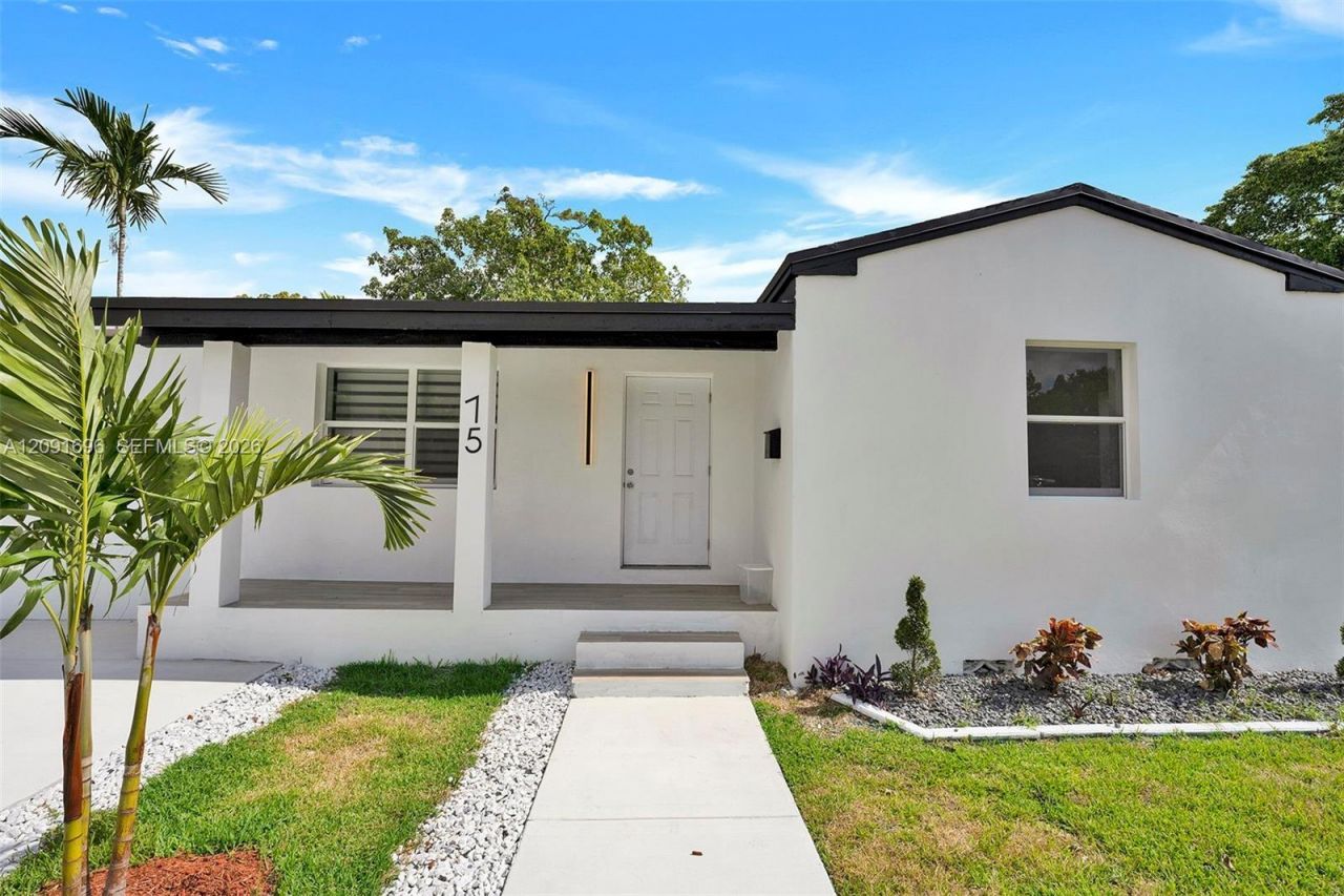 75 NW 117th St, Miami, FL 33168 Photo