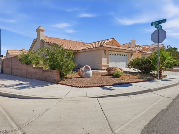 3702 Lipan Point Street , Las Vegas, NV 89147