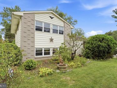 1072 FITCH PLACE, WARMINSTER, PA 18974