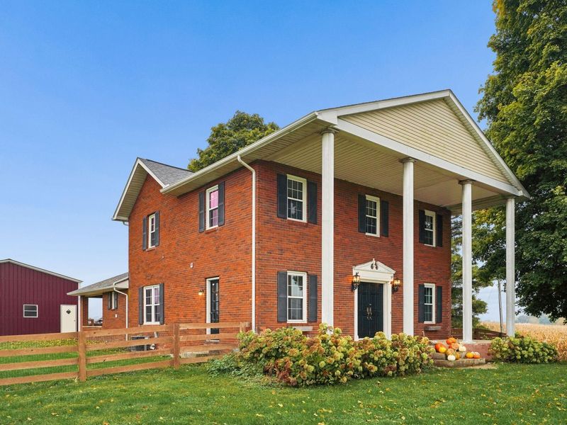 6325 Lancaster Circleville Road SW, Lancaster, OH 43130 Photo 2