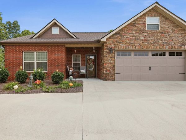 325 Garden Terrace, Ringgold, GA 30736