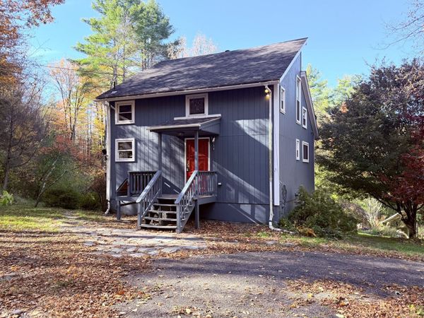 232 River Rd, Leyden, MA 01337