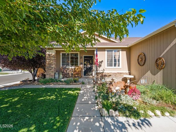 2000 Rawles Drive, Fernley, NV 89408