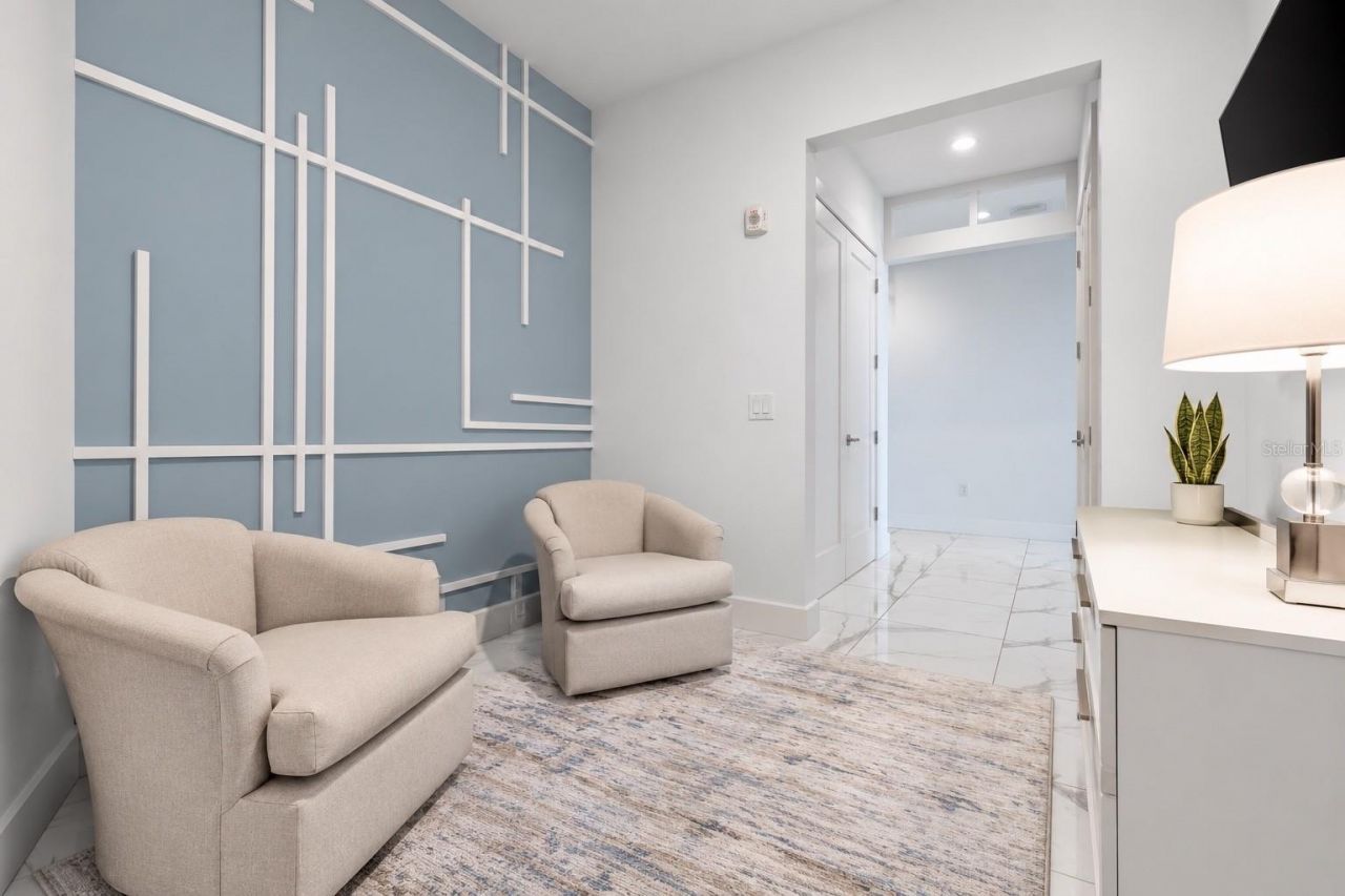 1155 N Gulfstream Avenue, Unit 208, Sarasota, FL 34236 Photo