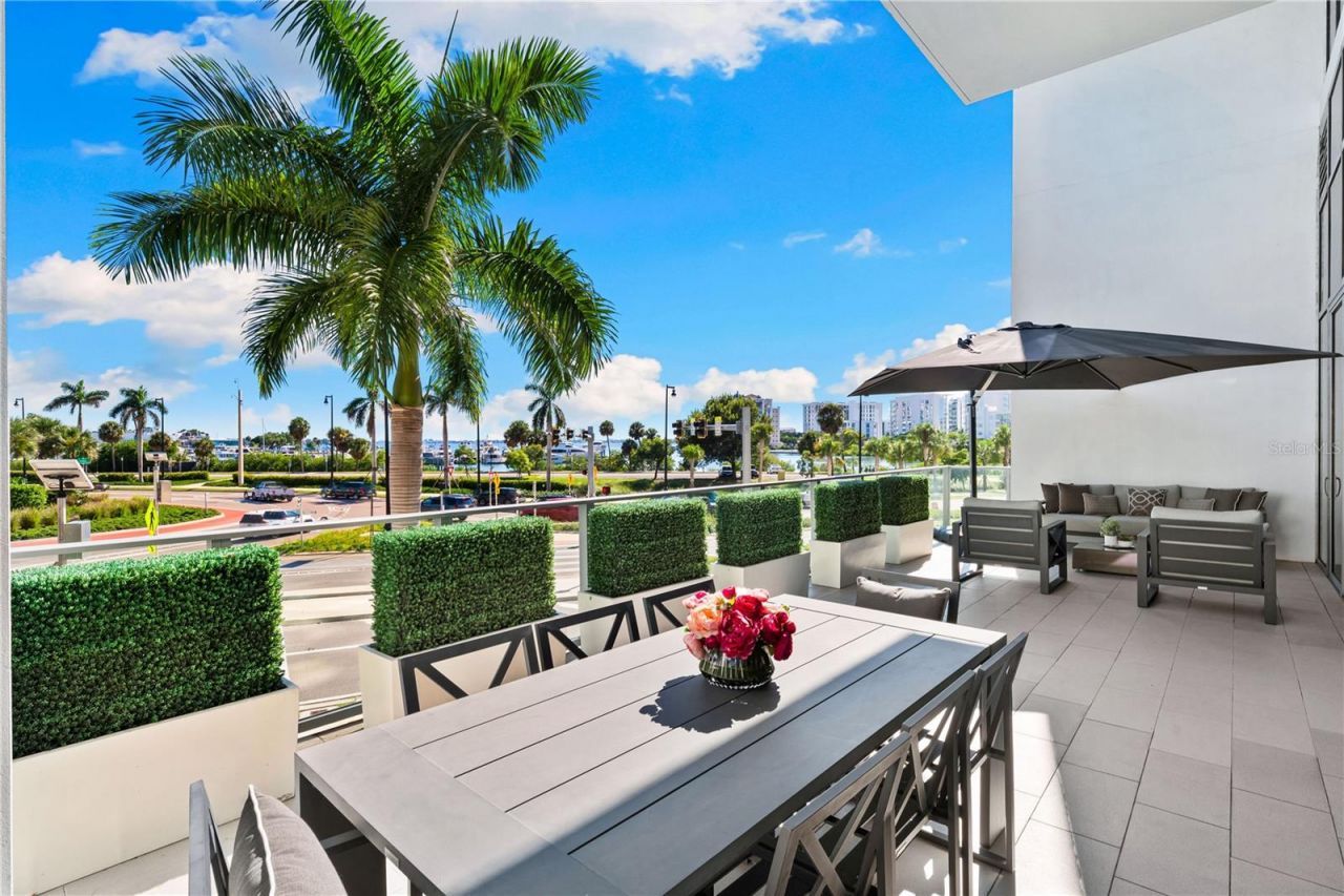1155 N Gulfstream Avenue, Unit 208, Sarasota, FL 34236 Photo