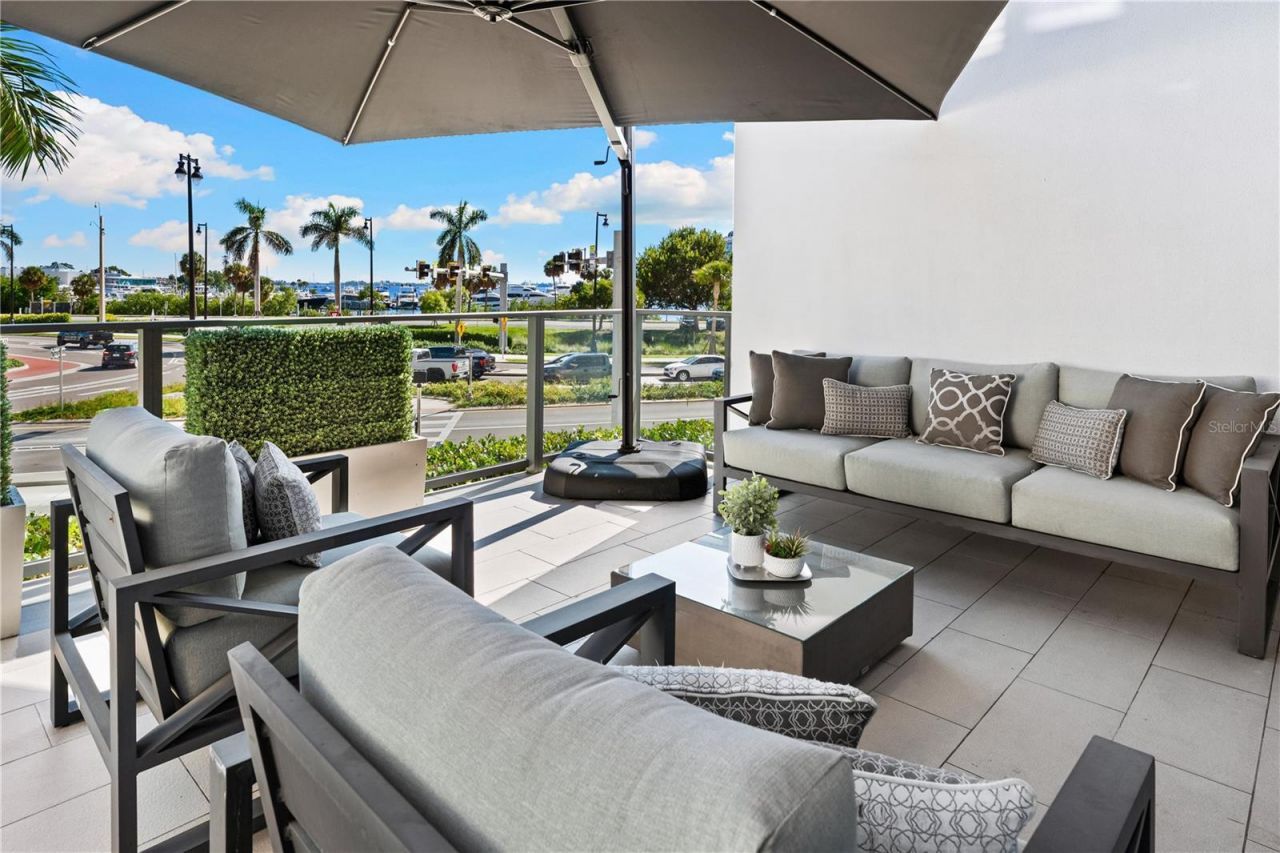 1155 N Gulfstream Avenue, Unit 208, Sarasota, FL 34236 Photo