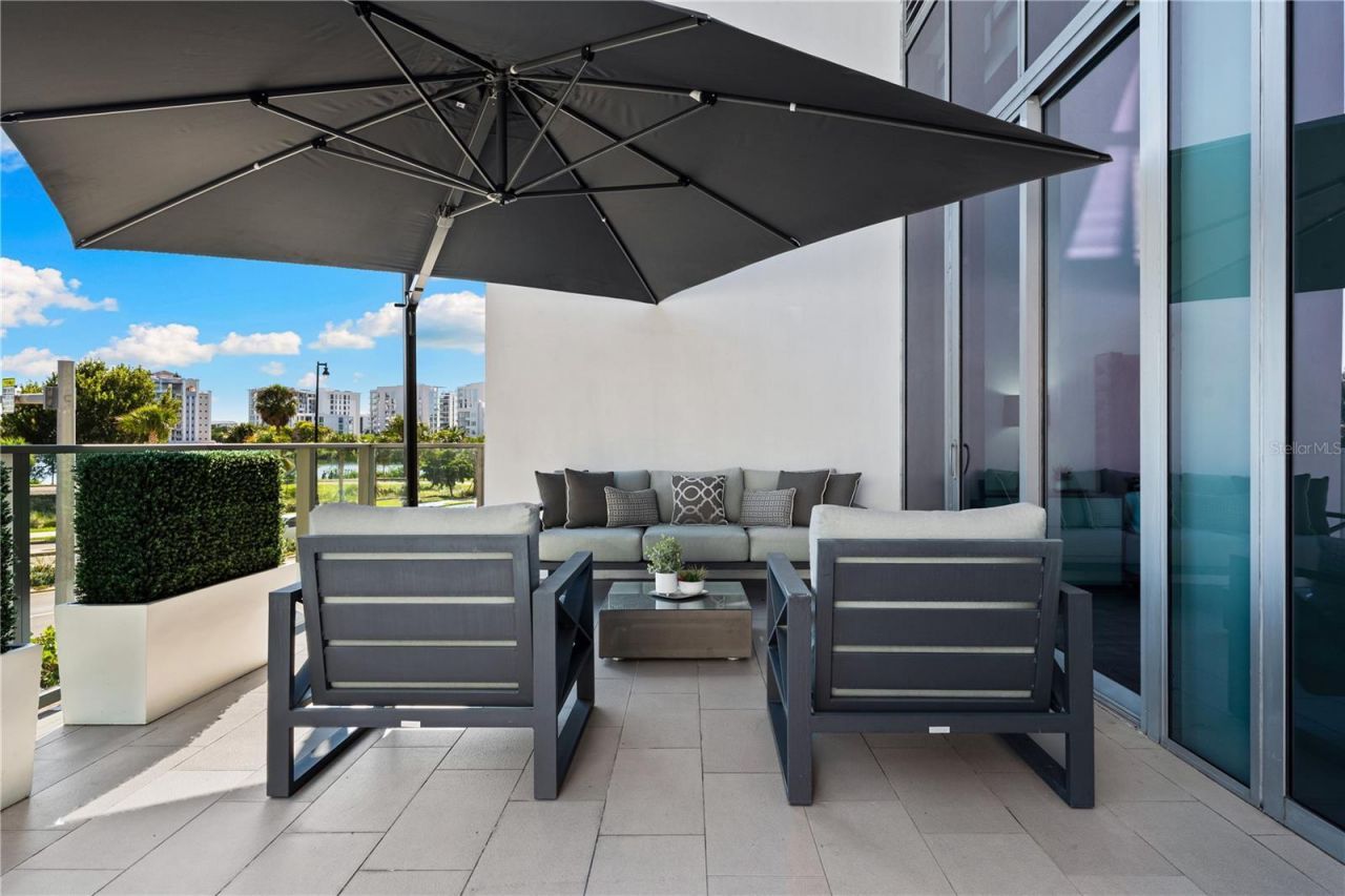 1155 N Gulfstream Avenue, Unit 208, Sarasota, FL 34236 Photo
