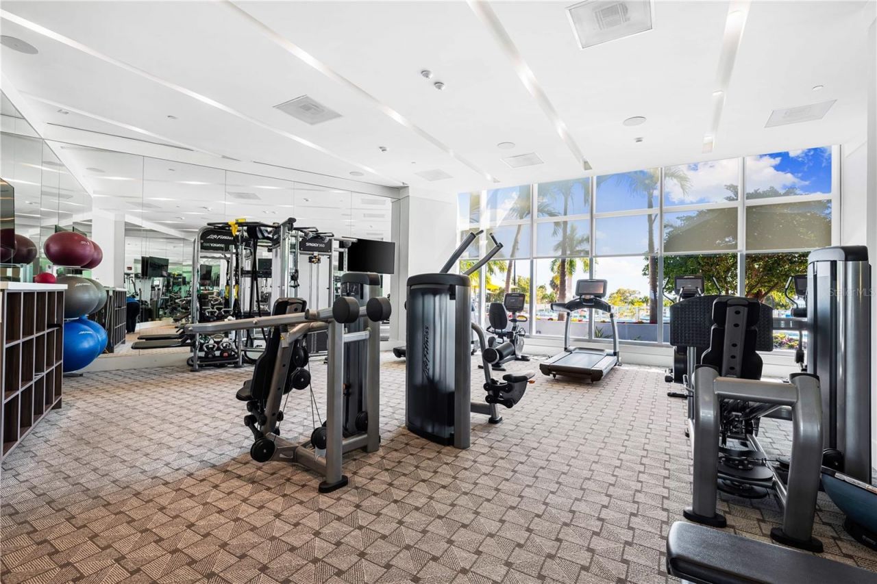 1155 N Gulfstream Avenue, Unit 208, Sarasota, FL 34236 Photo