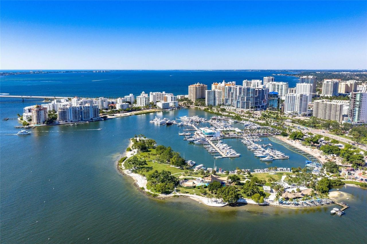 1155 N Gulfstream Avenue, Unit 208, Sarasota, FL 34236 Photo