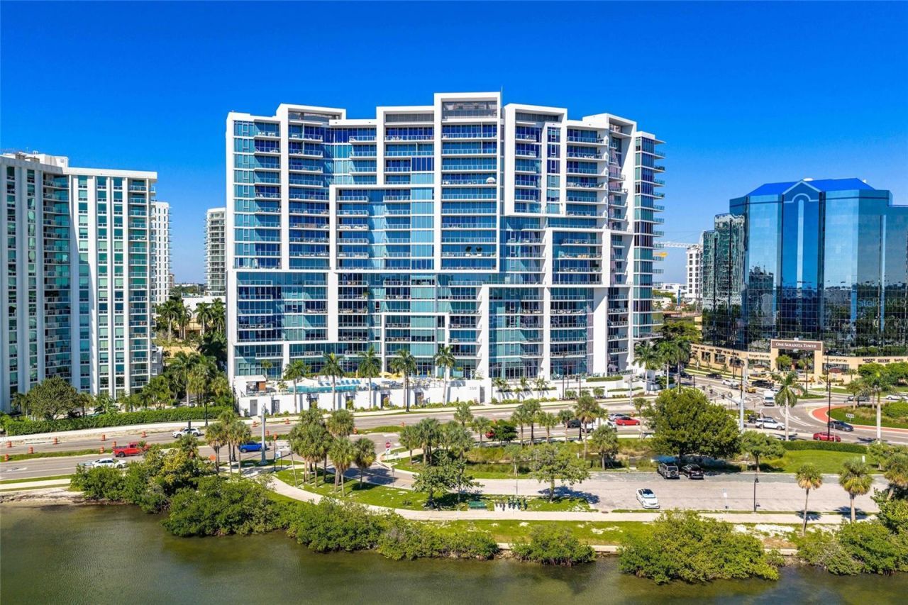 1155 N Gulfstream Avenue, Unit 208, Sarasota, FL 34236 Photo