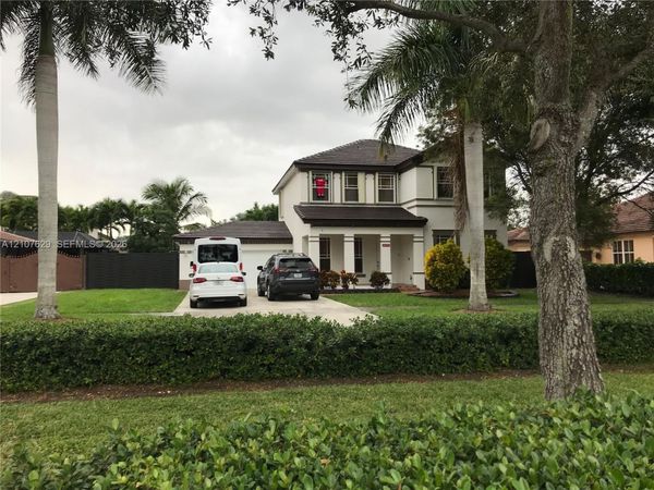 20076 SW 129th Ave , Miami, FL 33177