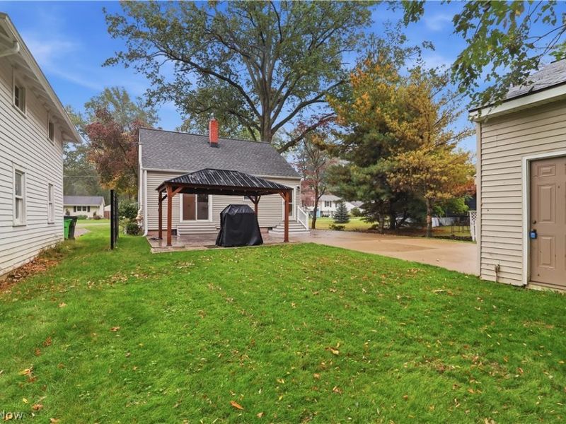 130 Forest Hill Drive, Avon Lake, OH 44012 Photo 34