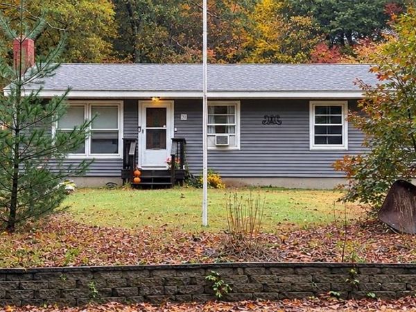 81 Webber Rd, Brookfield, MA 01506