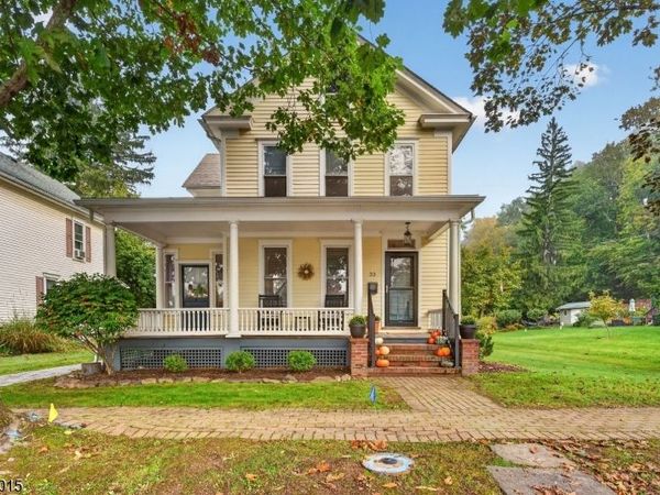 33 Seventh Street, Frenchtown, NJ 08825