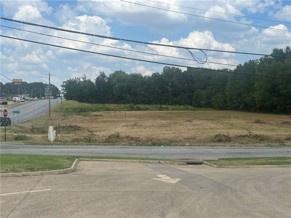 N Thompson Street , Springdale, AR 72764