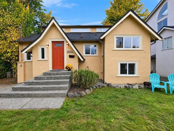 2834 Wyndeatt Ave, Saanich, BC V9A 2L8