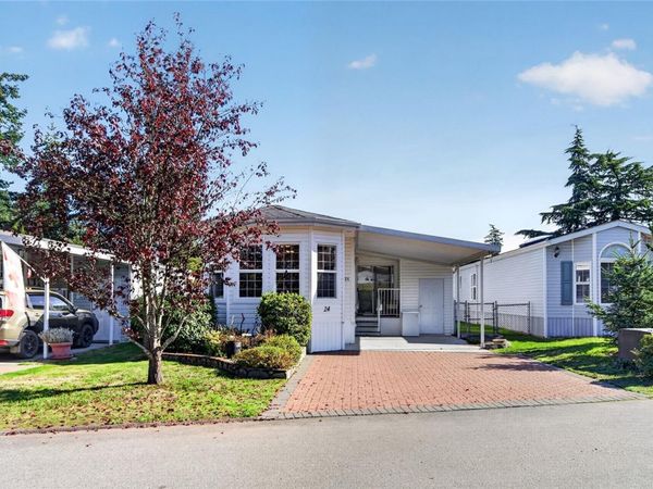 7401 Central Saanich Rd , Unit #24, Central Saanich, BC V8M 2B5
