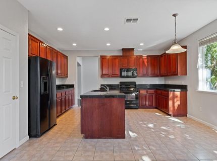3311 Corinthian Ln, Auburn, CA 95603 Photo