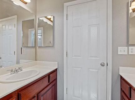 3311 Corinthian Ln, Auburn, CA 95603 Photo