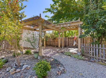 3311 Corinthian Ln, Auburn, CA 95603 Photo