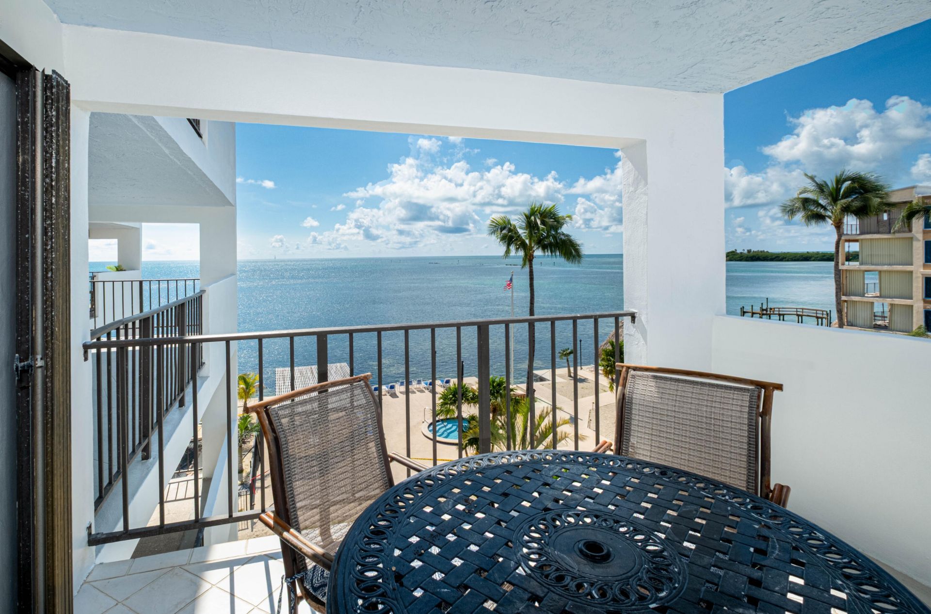 79901 Overseas Highway, Unit 410, Islamorada, FL 33036 Photo