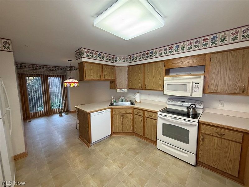 107 Fox Hollow Court, Unit 107, Mayfield Heights, OH 44124 Photo 6