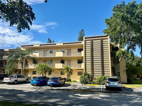 151 Berkley Rd , Unit 112, Hollywood, FL 33024