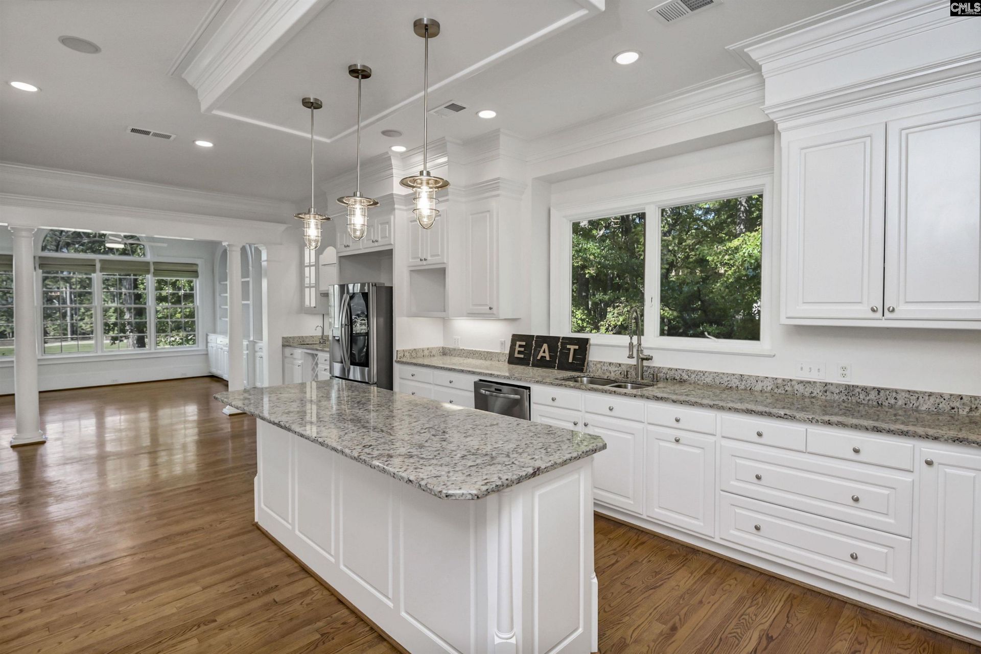 305 Redbay Road  Photo 16