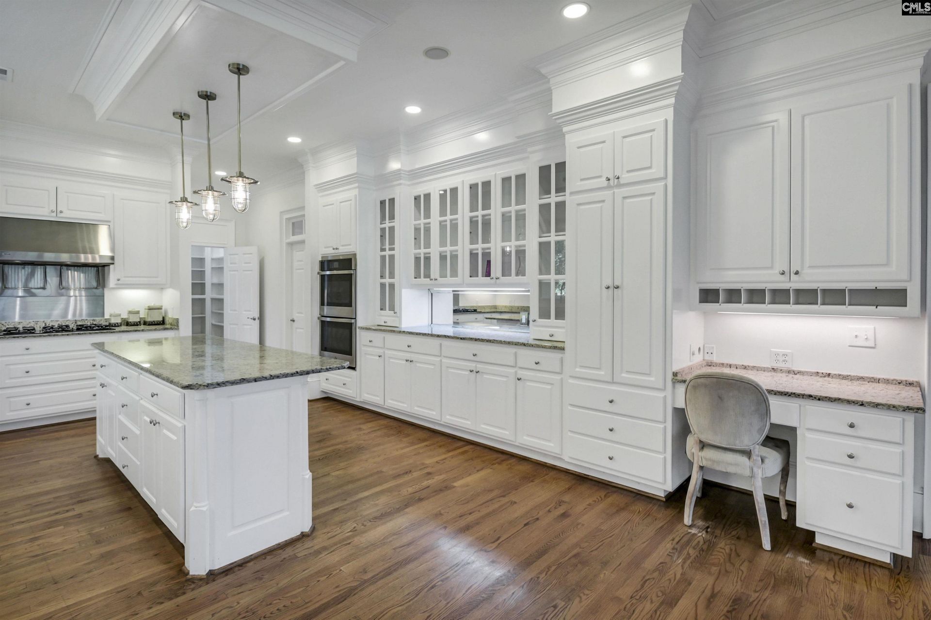 305 Redbay Road  Photo 17