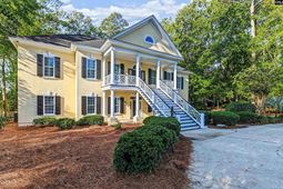 305 Redbay Road  photo 4