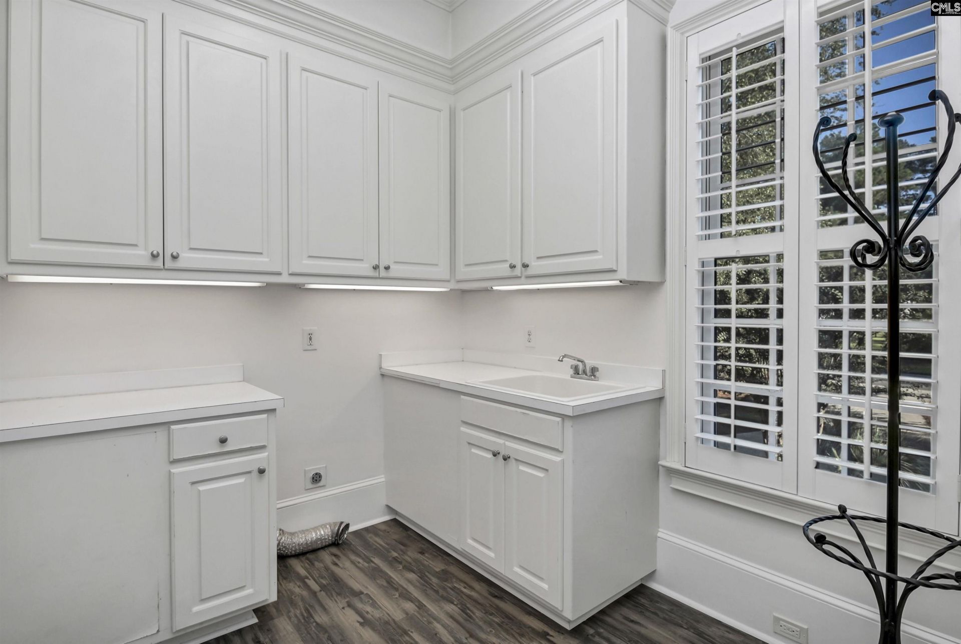 305 Redbay Road  Photo 24